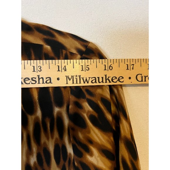 Anne Klein Blouse Womens Medium Leopard Print Roll Tab Sleeves Career Relaxed - Picture 3 of 13